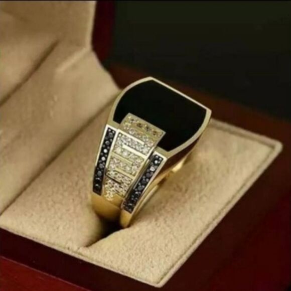 💕5/$18 Men's Fashionable Faux Diamond Business Ring - Picture 1 of 2